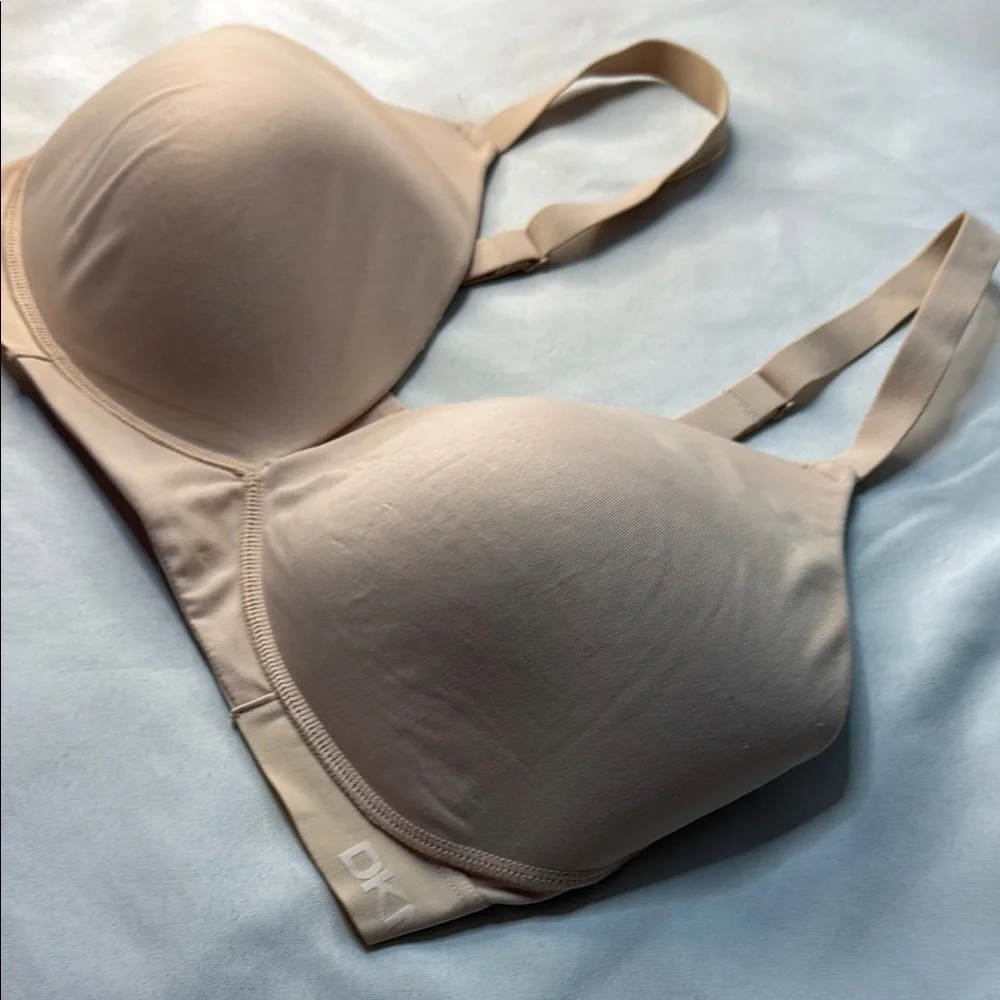 DKNY Women's Cream Bra, size Large, Preowned